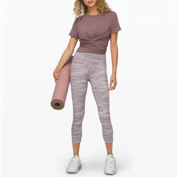 Pre-Loved Lululemon Align Crop *21" in Black Cherry - Women's Size 6 - Picture 1 of 6